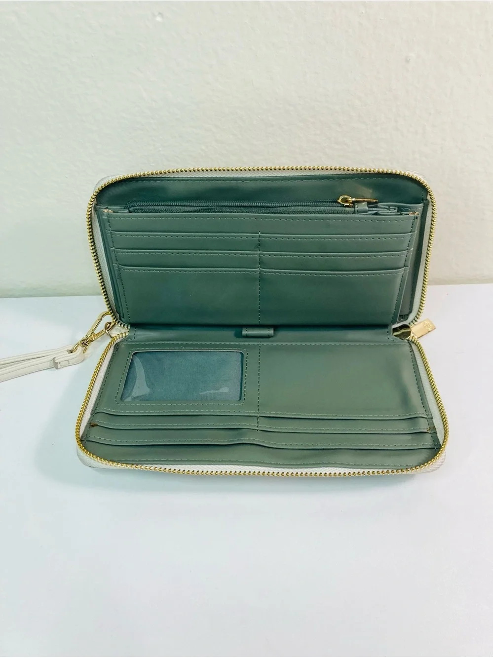 LIKE NEW Nanette Lepore Floral Zip-Around Wallet Wristlet - Pink & Green